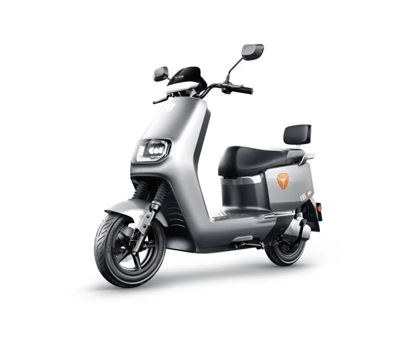 Elektricni skuter Yadea E8S 72V 38Ah-sivi
