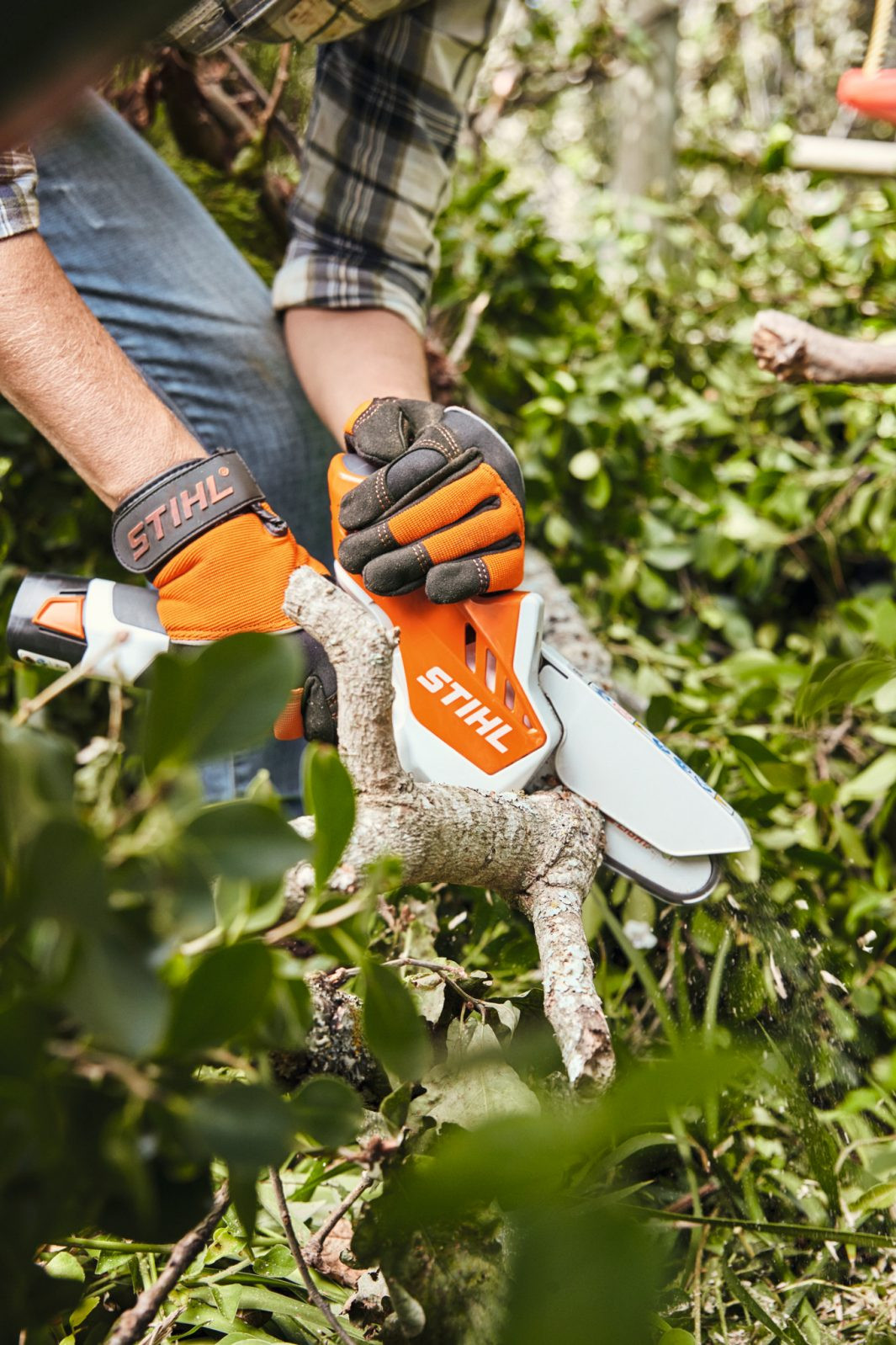Secenje grana testreom GTA 26 Stihl