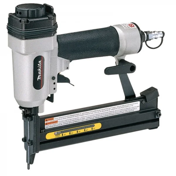 Pneumatska spajalica AT638 MAKITA